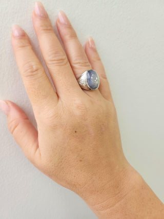 Vintage 14K Gold 13.50 Carat Lavender Star Sapphire Diamond Ring