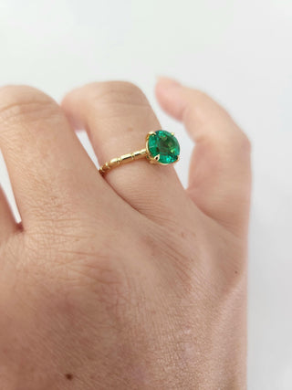 18K Gold 1.67 Carat Emerald Round Solitaire Ring