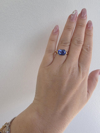 18K Gold 4.57 Carat Blue Sapphire GIA Emerald Cut Twisted Band Solitaire