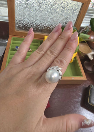 Vintage Plat South White Sea Pearl and Marquise Diamond Ring