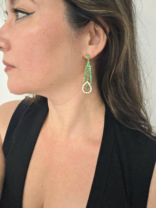 Vintage 18K Gold 3.90 carats Emerald and Diamond Chandelier Earrings