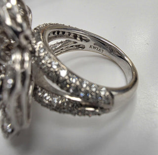Estate Kwiat 5.70 Carats Diamond Floral Cocktail Ring 18K Gold
