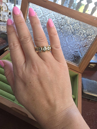 18K Yellow Gold 2.21 Carats Paraiba Tourmaline Round Bezel Set Ring Band