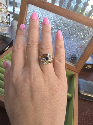 Vintage 14K Gold Blue Sapphire and 0.50 Carats Diamond Cluster Ring