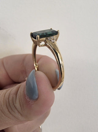 Vintage 14K Gold 1.30 Carat Indicolite Tourmaline and Diamond Ring