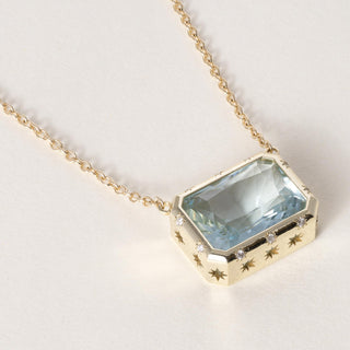18K Gold 10ct Aquamarine and Diamond Starburst Necklace
