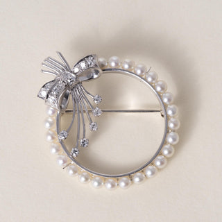 Retro Platinum White Pearl and Diamond Reef Ribbon Brooch