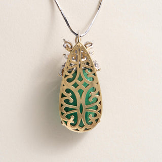 Estate 18K Gold 27.98 Carat Zambian and Diamond Necklace