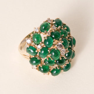 Vintage 14K Gold 7.50 Carats Emerald Cabochon Cluster Cocktail Ring