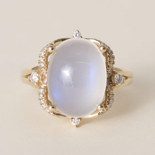 Vintage 14K Gold Moonstone Cabochon Oval and Diamond Cocktail Ring