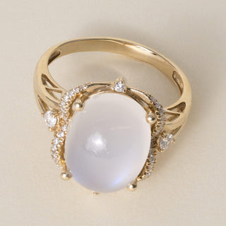 Vintage 14K Gold Moonstone Cabochon Oval and Diamond Cocktail Ring
