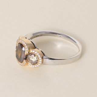 Estate 18K Gold 3.54 Carats Chocolate and Cognac and White Diamond Ring
