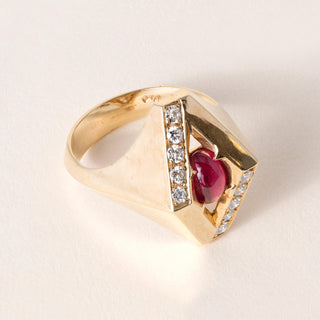 Vintage 14K Gold Ruby Cabochon Contemporary Diamond Ring