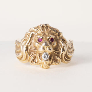 Vintage 14K Gold Roaring Lion Head Diamond Statement Ring