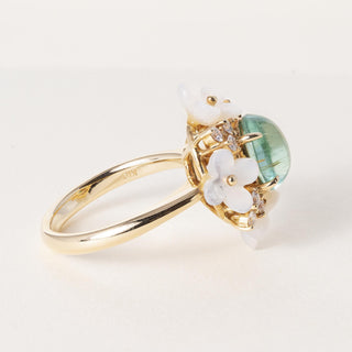 18K Gold Tourmaline Cabochon and Mother of Pearl Flower Ring