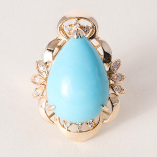 Vintage 14K Gold 19 Carat Turquoise Pear Shape and Diamond Cocktail Ring