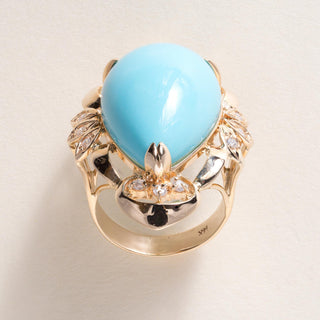 Vintage 14K Gold 19 Carat Turquoise Pear Shape and Diamond Cocktail Ring