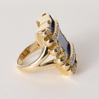 Vintage 18K Gold 9.03 Carat Lapis Lazuli and Diamond Sculptural Statment Ring