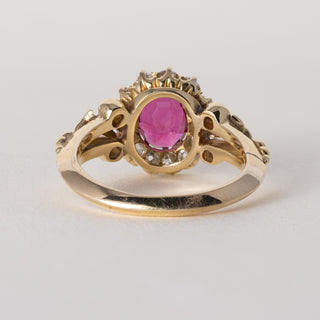 Victorian 17K Gold 1.90 Carat Red Spinel and Old Mine Cut Diamond Ring