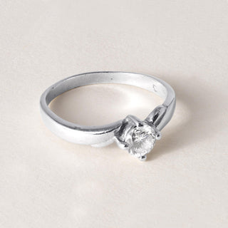 Vintage Platinum 0.38 Carat Diamond Solitaire Ring