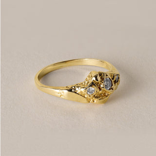 Vintage 14K Gold Nugget Style Diamond Ring