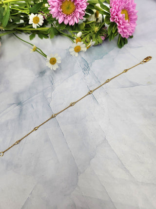 Vintage 18K Gold  Marquise Diamond Bezel Set Chain Link Bracelet