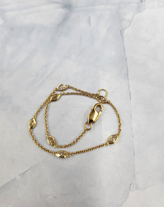 Vintage 18K Gold  Marquise Diamond Bezel Set Chain Link Bracelet
