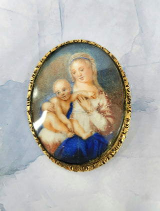Vintage 10K Yellow Gold Madonna with Child Portrait Large Brooch