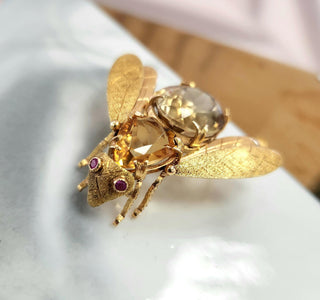 Vintage Italian 18K Gold Fly Brooch with Citrine Gemstone Body & Ruby Eyes