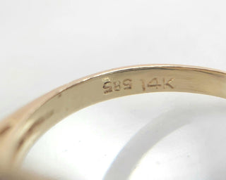 Vintage 14K Gold Onyx Seashell Ring with Pearl & Diamond Accents