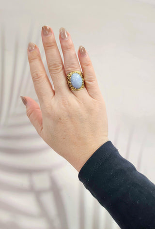 Vintage 14K Yellow Gold Lavender Jade Wide Gold Statement Ring