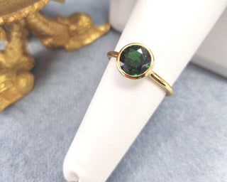 18K Yellow Gold 1.57 Carat Tsavorite Garnet Floating Bezel Set Solitaire Ring