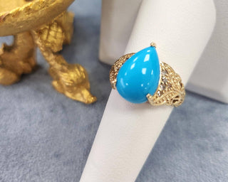 14K Yellow Gold Sleeping Beauty Turquoise Pear Shape & Diamond Ring
