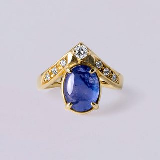 Vintage Sapphire and Diamond Tiara Ring  4.21ct Oval Sapphire  18K Yellow Gold