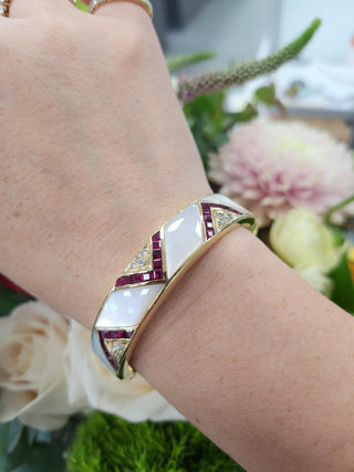 18K Gold 2.20 Carats Ruby, Diamond & Mother of Pearl Inlay Bangle