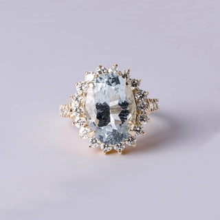 Vintage 14K Yellow Gold 5.27 Carat Oval Aquamarine & Diamond Halo Ring