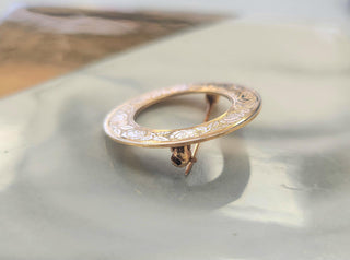 Vintage Circle Brooch Roses and Leaves Engraved 14K Yellow Gold