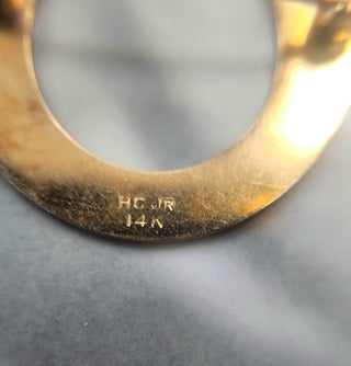 Vintage Circle Brooch Roses and Leaves Engraved 14K Yellow Gold