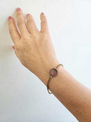 Vintage Victoria the Great Canadian Coin Charm Bracelet 9K Yellow Gold