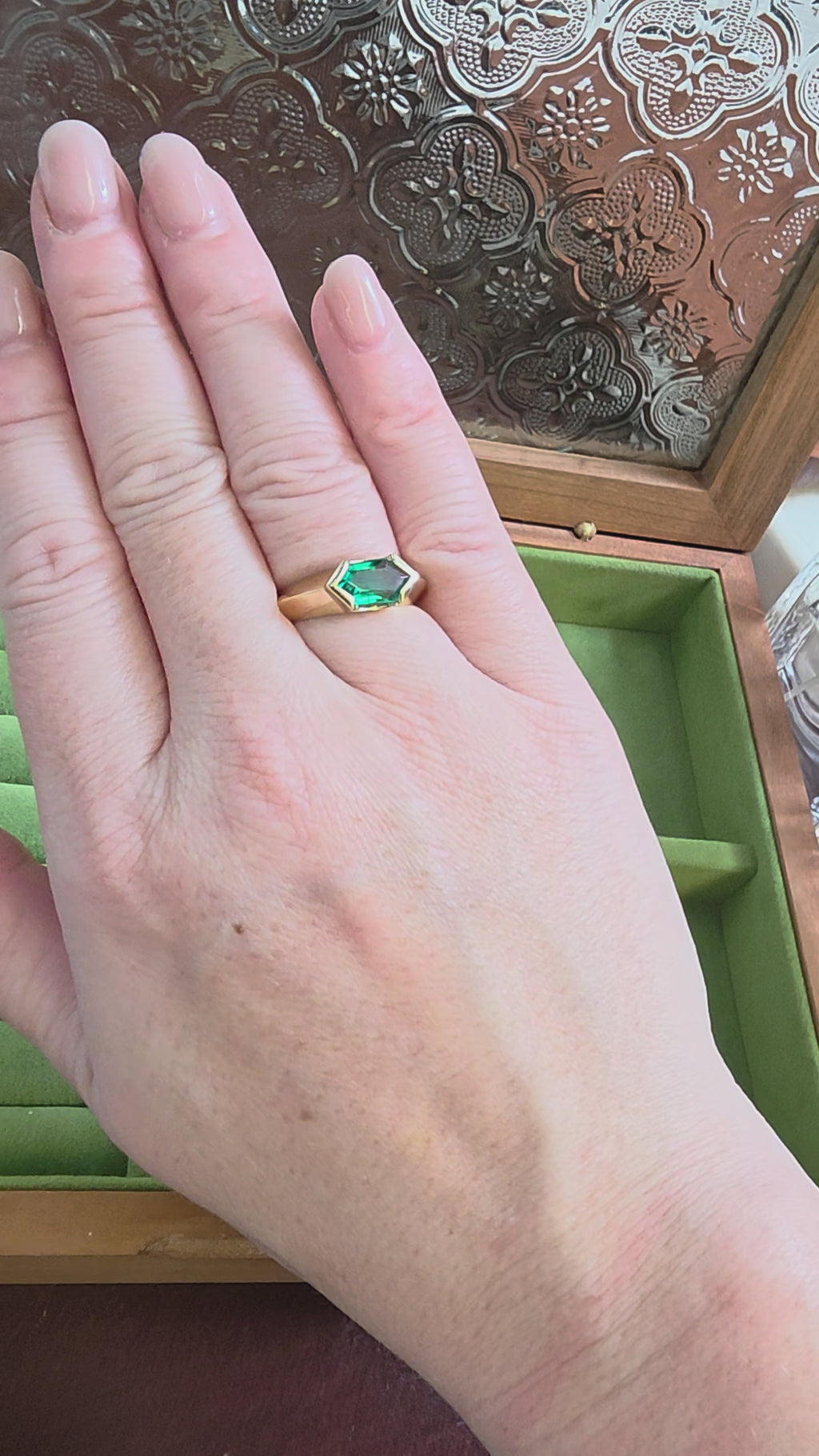 18K Gold 0.96 Carat Emerald Lozenge Cut Half Bezel Ring
