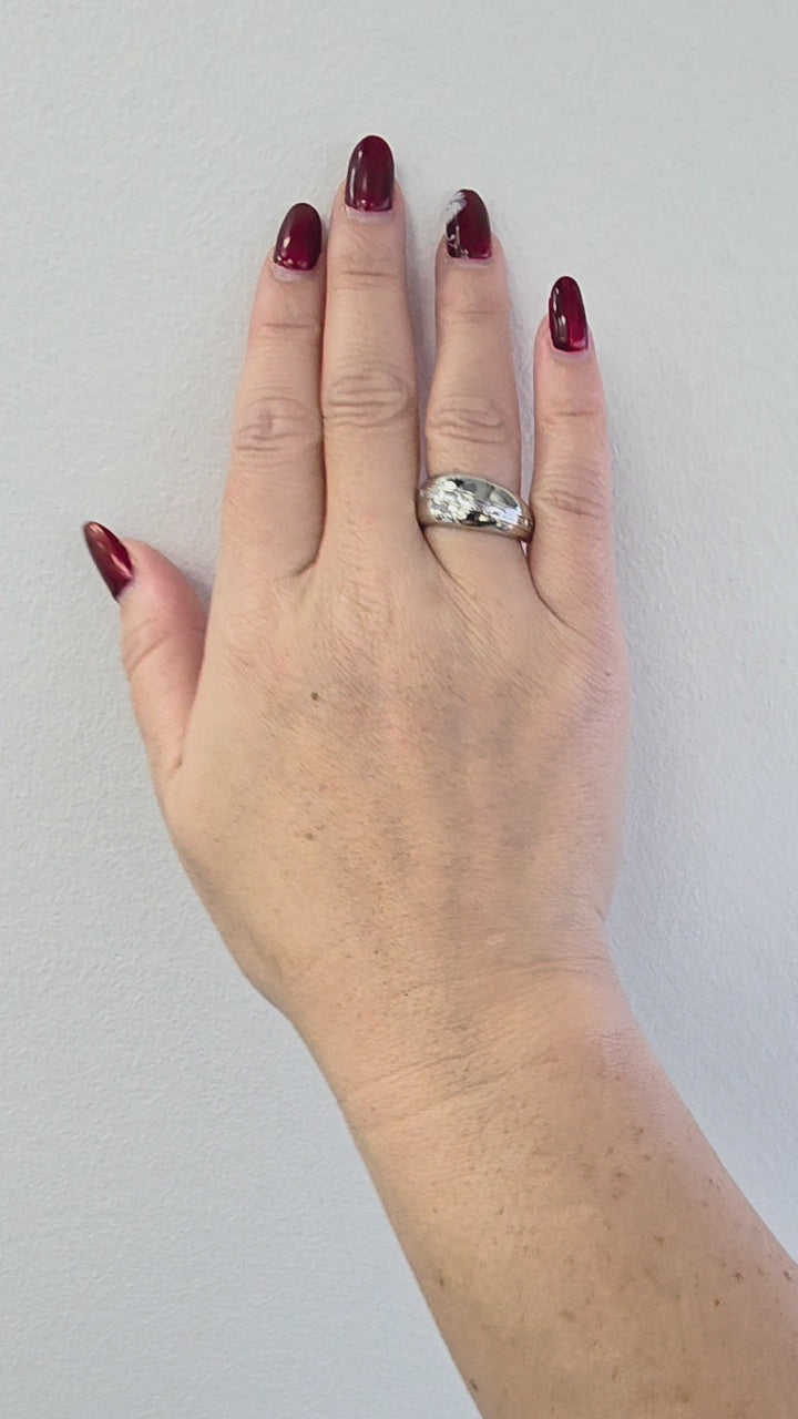 Kat Florence Plat/18K Gold 0.92 Carat Baguette Diamond Ring Band