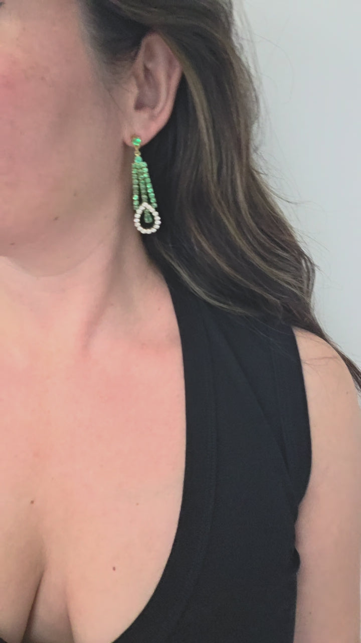 Vintage 18K Gold 3.90 carats Emerald and Diamond Chandelier Earrings